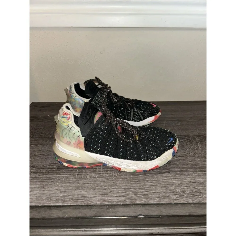 Nike kids athletic